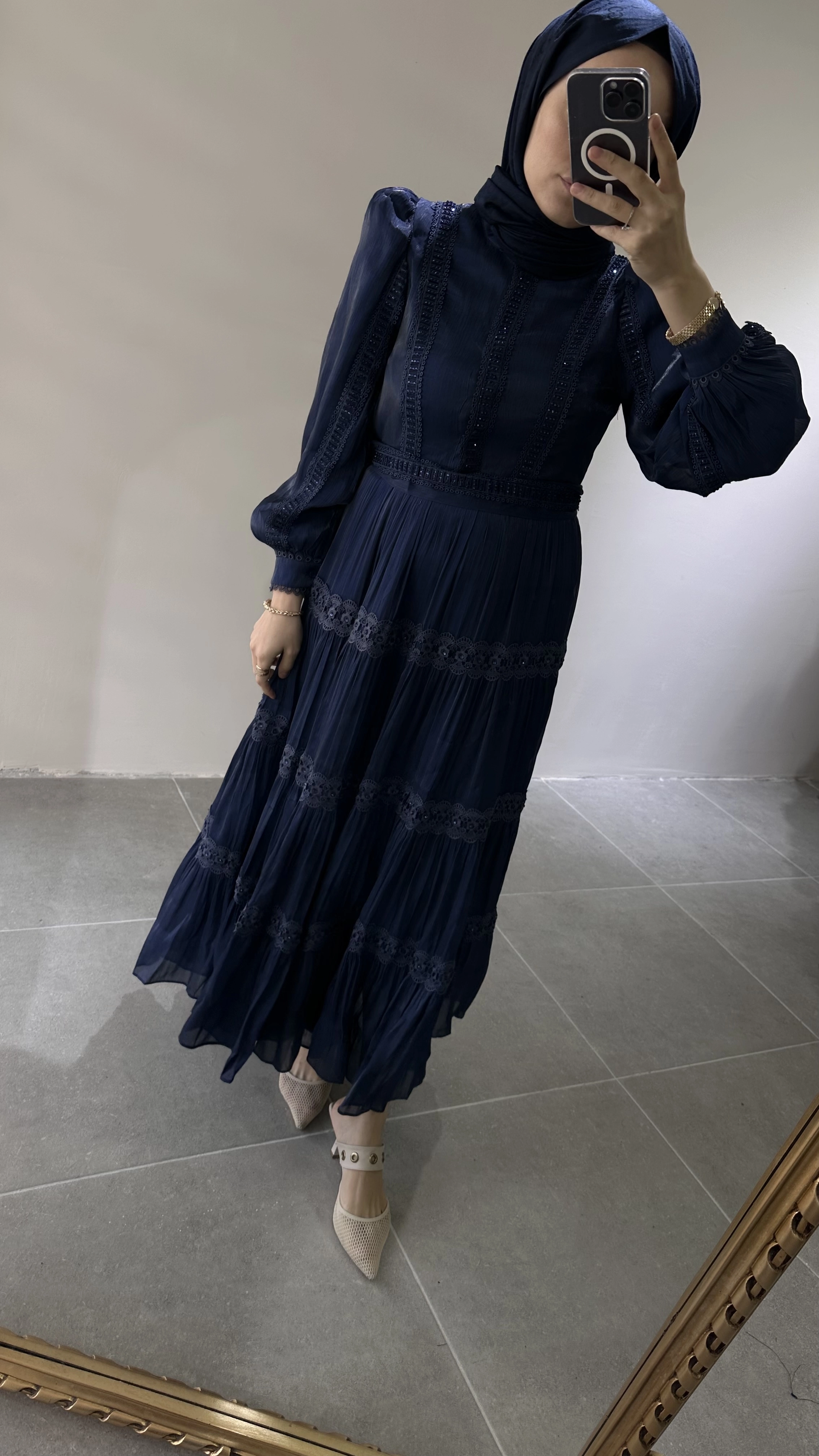 Taş ve Güpür İşlemeli İthal C.Dior Elbise
